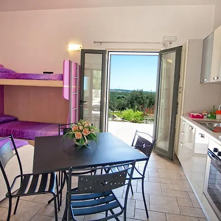 Alloggio per agriturismo La Collina Degli Ulivi *